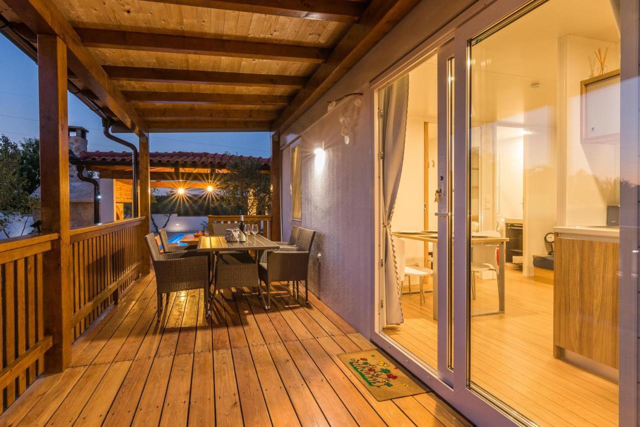 הוילה ביוגראד נה מורו Mobile House F&L מראה חיצוני תמונה