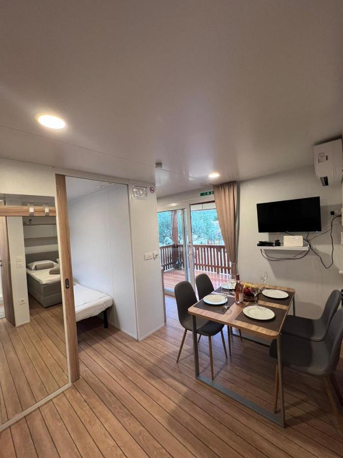 הוילה ביוגראד נה מורו Mobile House F&L מראה חיצוני תמונה