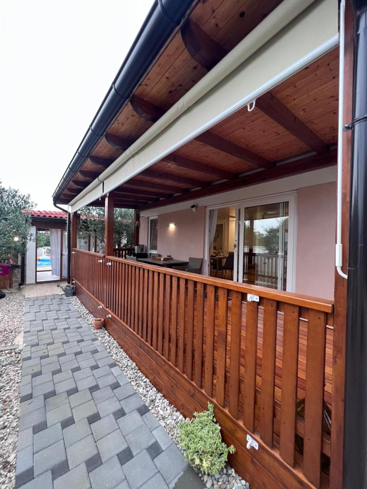 הוילה ביוגראד נה מורו Mobile House F&L מראה חיצוני תמונה