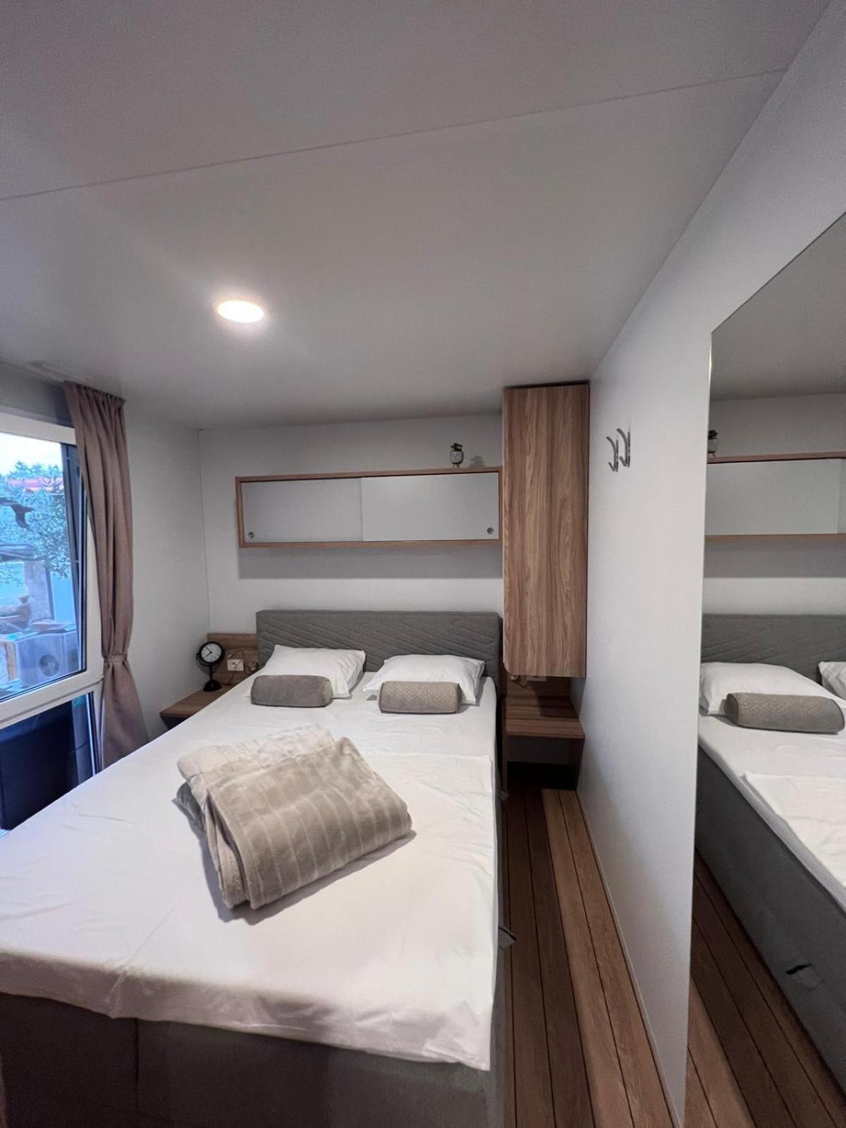 הוילה ביוגראד נה מורו Mobile House F&L מראה חיצוני תמונה